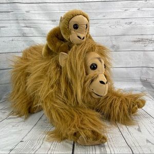 E&J Classic Orangutan Plush With Baby Stuffed Animal Ape Toy Monkey Safari Decor